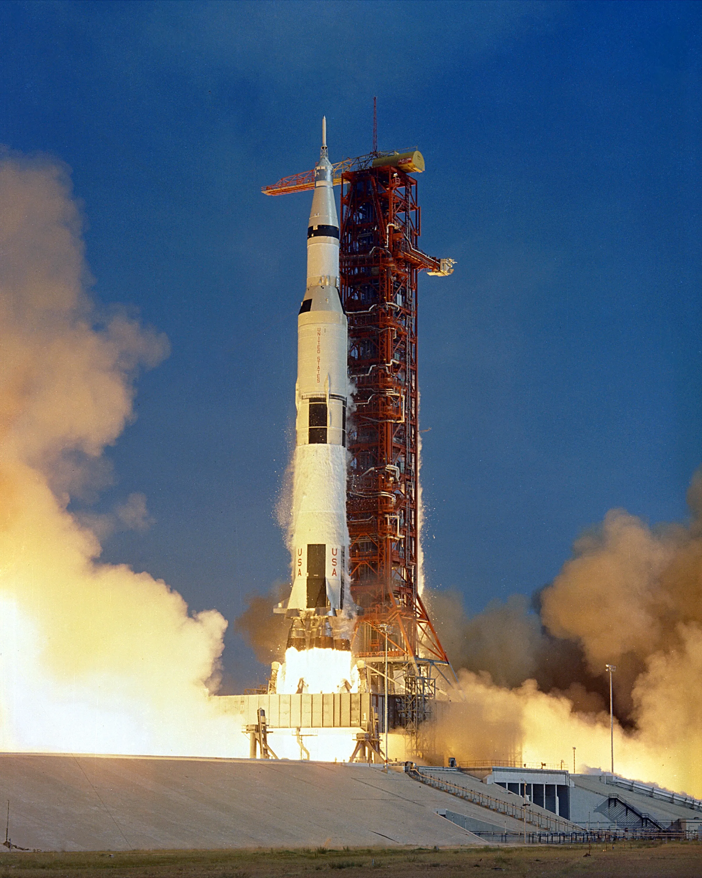 農神五號火箭升空瞬間,NASA攝(1969年7月16日)