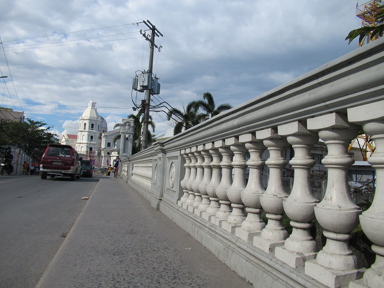 Historical markers of Baluyut Bridge 05