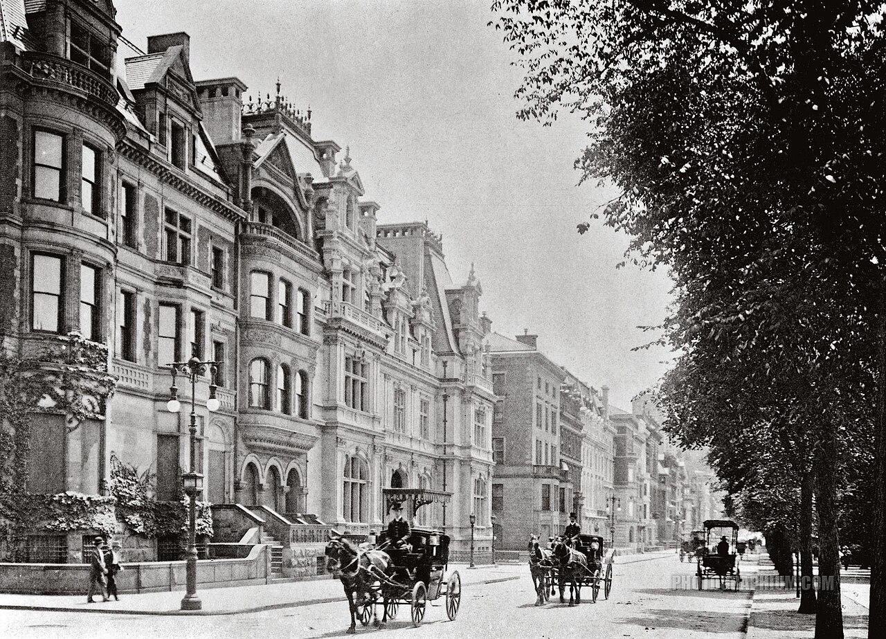 5th Avenue looking south from 66th Street, New York City 1900