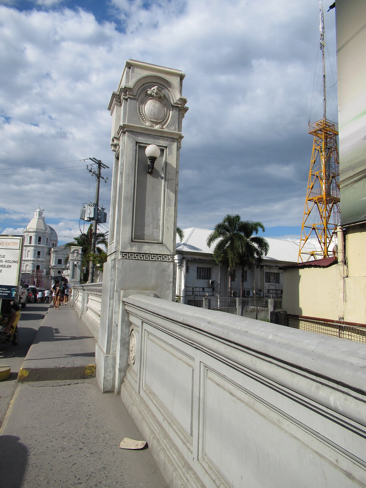 Historical markers of Baluyut Bridge 12